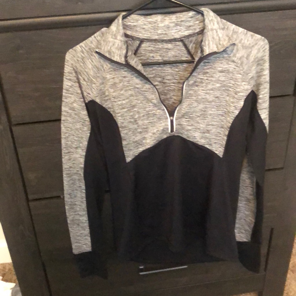 Workout/ Running Pullover